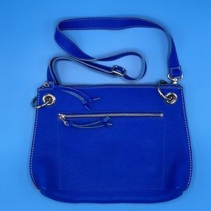 Roots bright blue pebbled leather crossbody bag